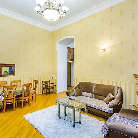 Targovu Centre 3 Room. Duplex Home. Baku Exterior photo